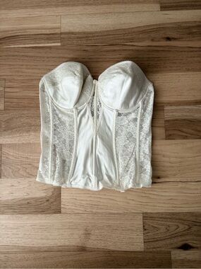 Vintage Lady Marlene Strapless Lace Floral‎ Bustier Corset - Ivory Size 40DD